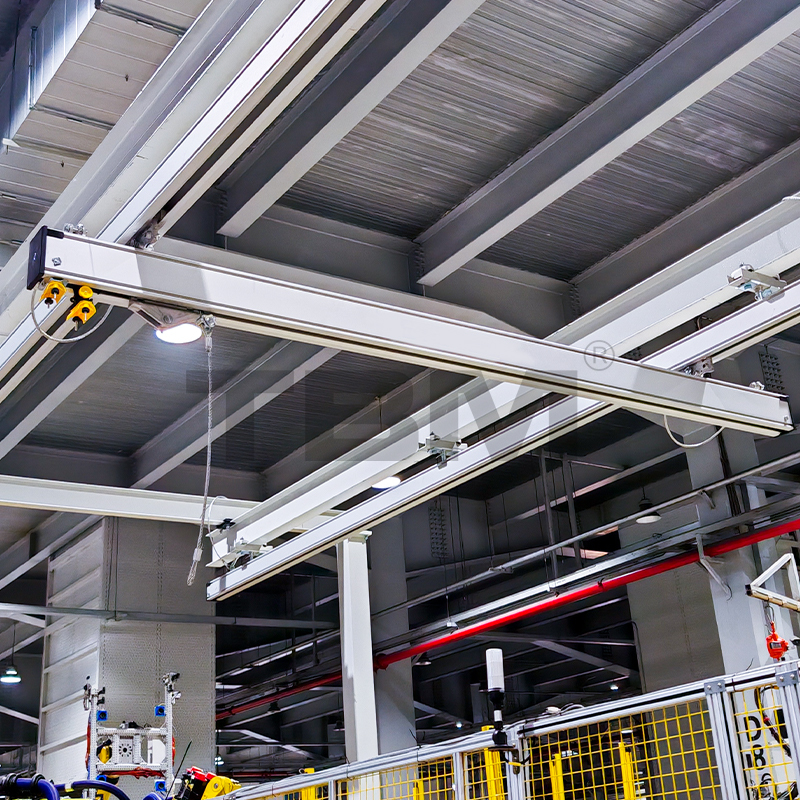 Aluminum Light Cranes